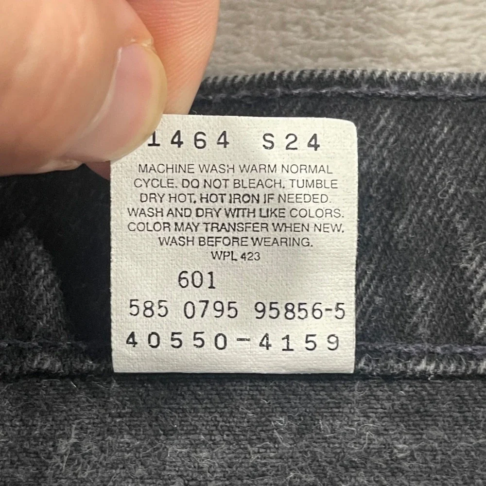 Vintage Levis 550 Jeans Mens 32x36 Black Relaxed Tapered Made in USA 90s